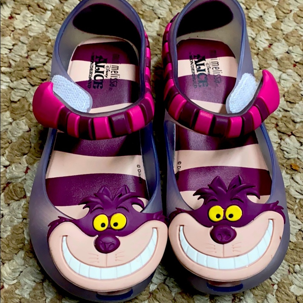 New w/o tags. Mini Melissa Alice in Wonderland